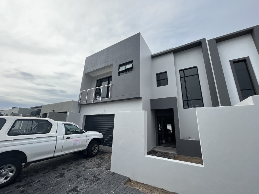 2 Bedroom Property for Sale in Sandown Western Cape